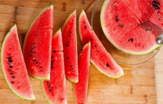 专门吃朋友的瓜,揭秘朋友间的暗流涌动