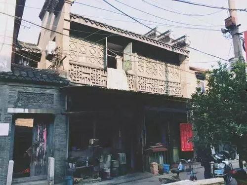 带你吃瓜蒋奇葩建筑