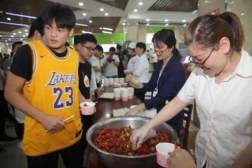 武交院吃瓜,揭秘校园热点事件背后的真相